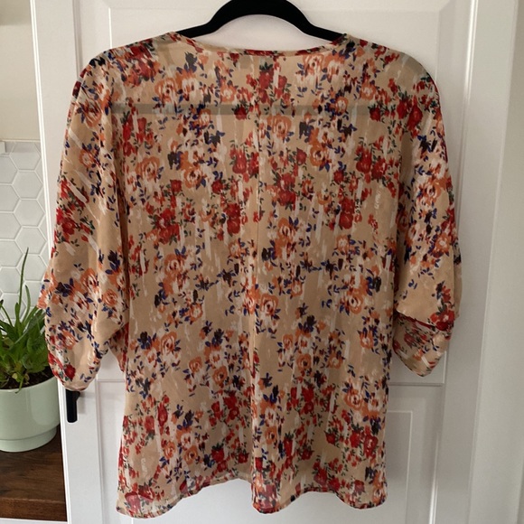 Wayf Top - Picture 2 of 3